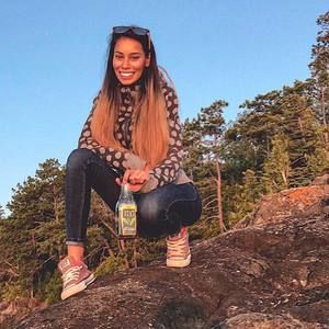 Meet your Posher, Shelby